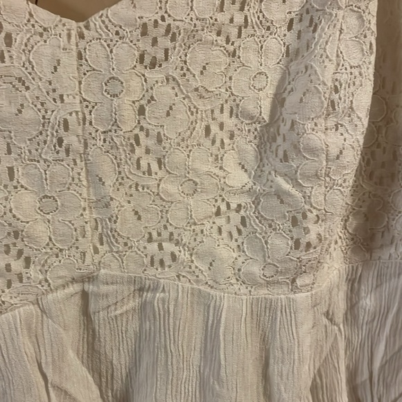Torrid Lace babydoll smocked back 2 - Picture 2 of 4